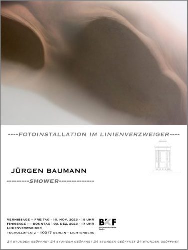 Shower, Linienverzweiger am Tuchollaplatz, Berlin